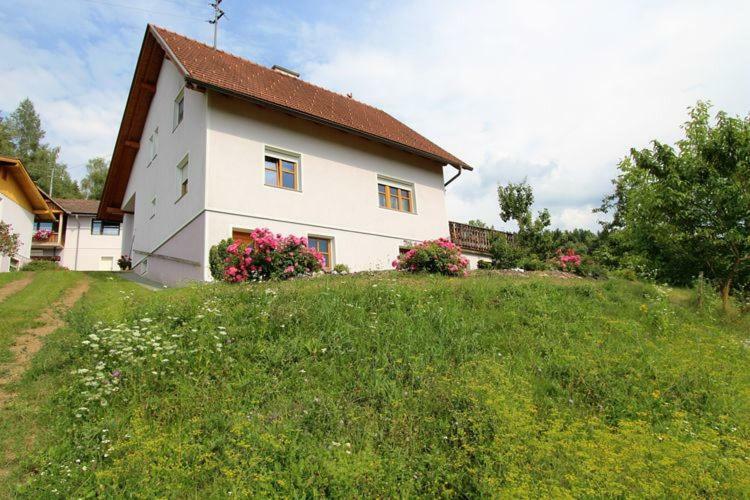 Fewo Ploesch Vlg. Maierhofer Apartment Lavamünd Exterior foto